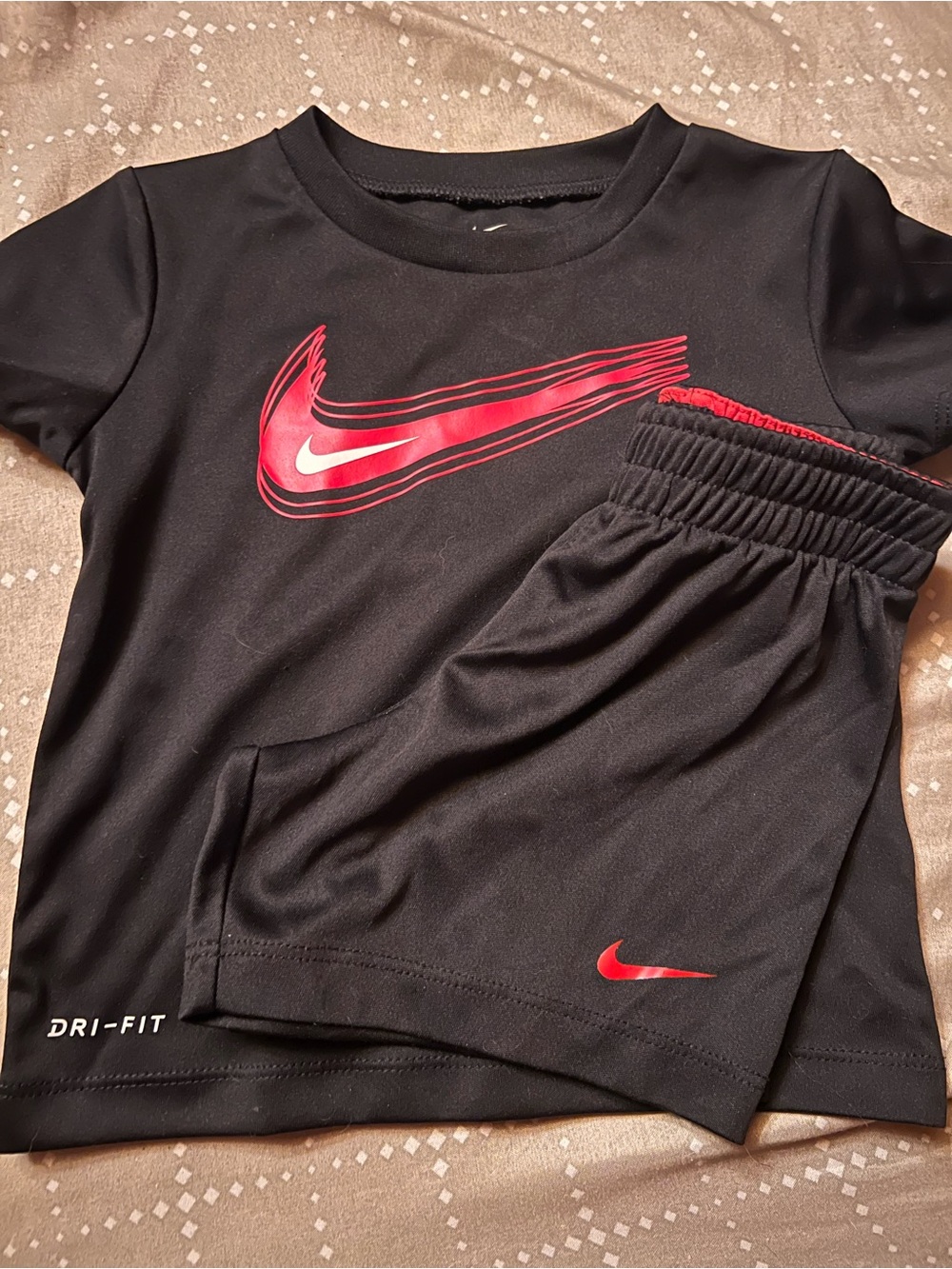 18m Nike outfit